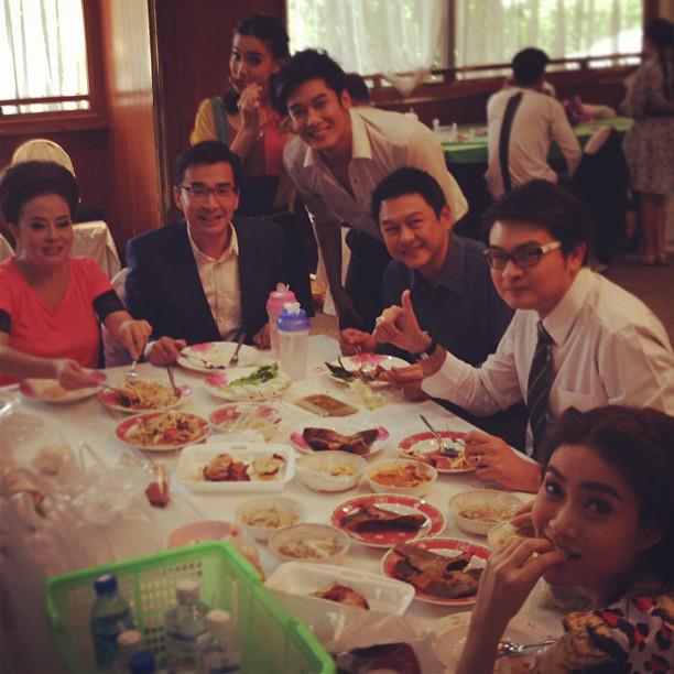 ชมเบื้องหลัง มายาสีมุก กรีน-วี ประกบคู่สร้างสีสัน