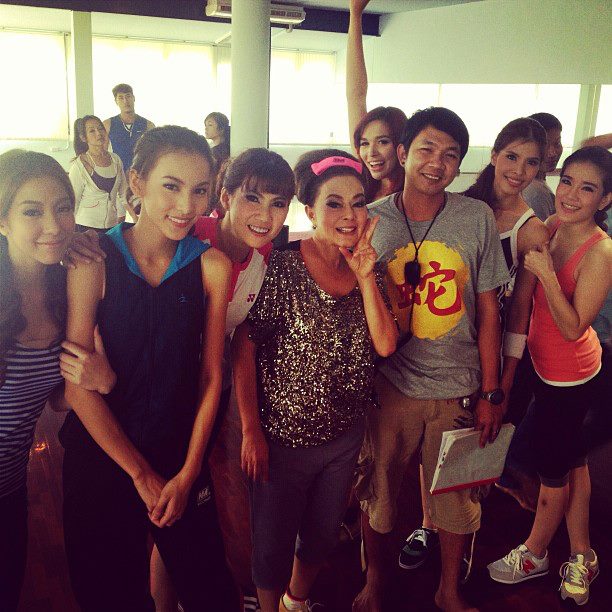 ชมเบื้องหลัง มายาสีมุก กรีน-วี ประกบคู่สร้างสีสัน