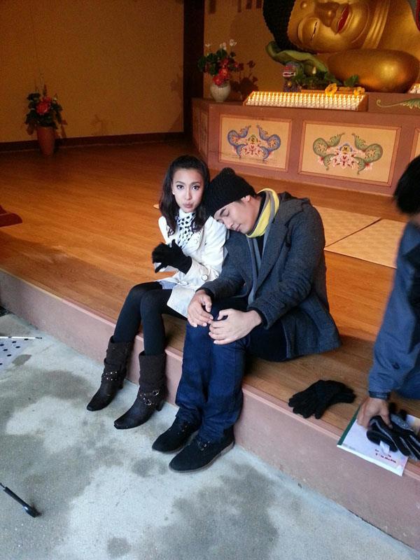 ชมเบื้องหลัง มายาสีมุก กรีน-วี ประกบคู่สร้างสีสัน