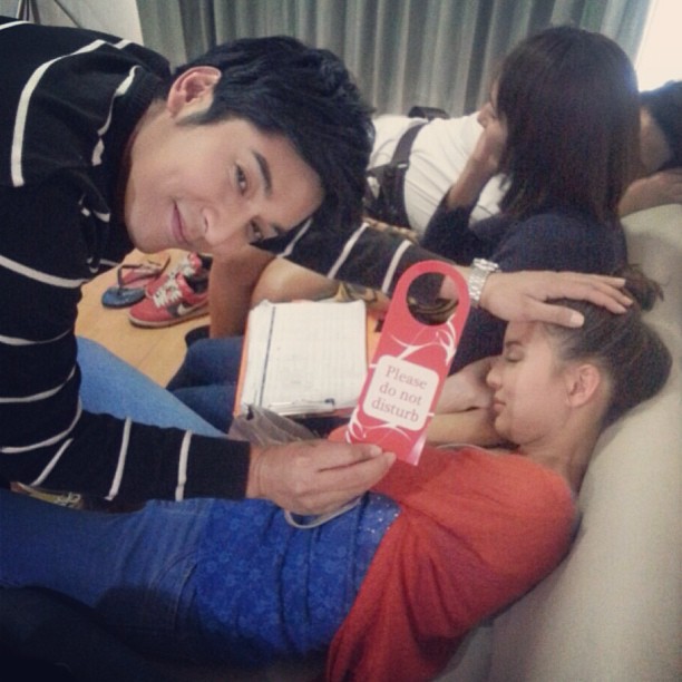 ชมเบื้องหลัง มายาสีมุก กรีน-วี ประกบคู่สร้างสีสัน