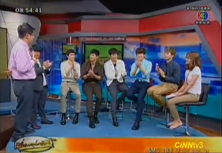 ชมกันชัด ๆ ... นิชคุณ นำทัพ 2PM บุกเรื่องเล่าเช้านี้