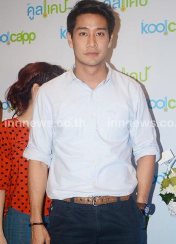 ป้อง ณวัฒน์