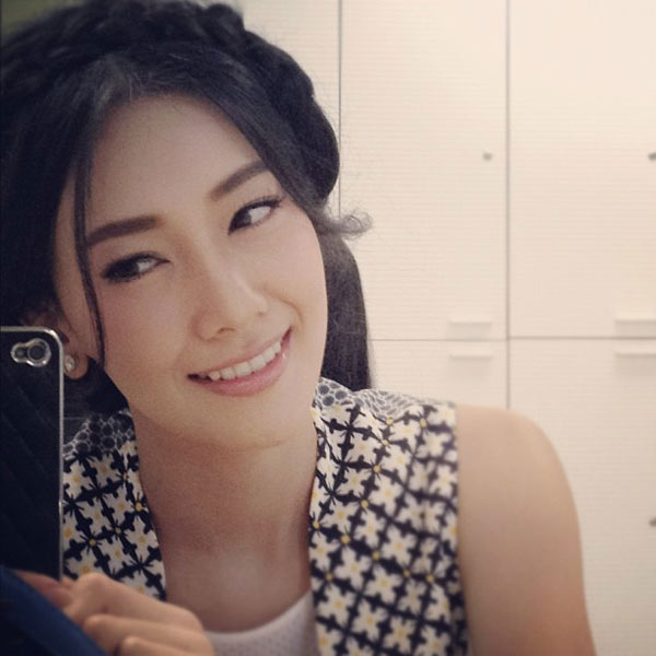 นุ่น วรนุช