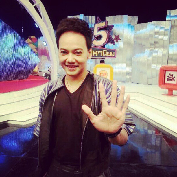 ดีเจเจ๊แหม่ม