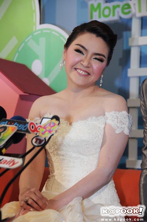 กอล์ฟ เบญจพล แต่งงาน ปุ้ย กชพรรณ 