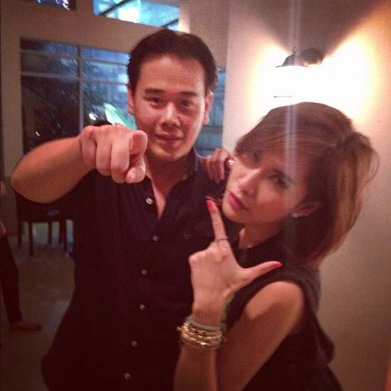 พลอย โชว์ภาพคู่ เป๊ก พร้อมโพสต์ขู่อย่ามามีเรื่องกับเรา 