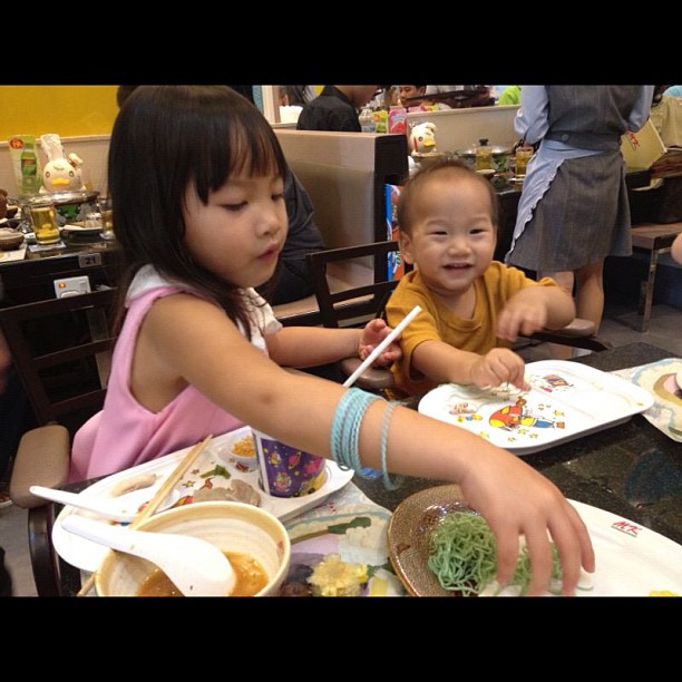 น้องแพรว และน้องภูมิ