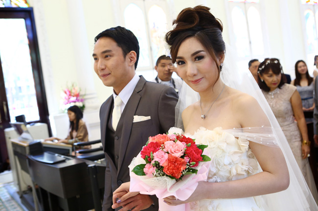เบนซ์ พริกไทย แต่งงาน 