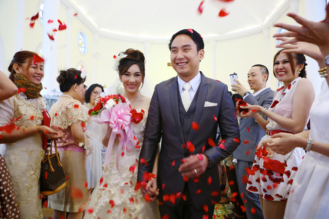 เบนซ์ พริกไทย แต่งงาน 