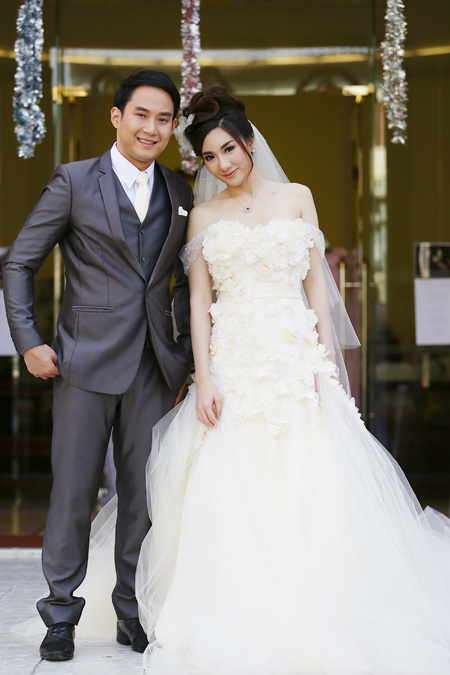 เบนซ์ พริกไทย แต่งงาน 
