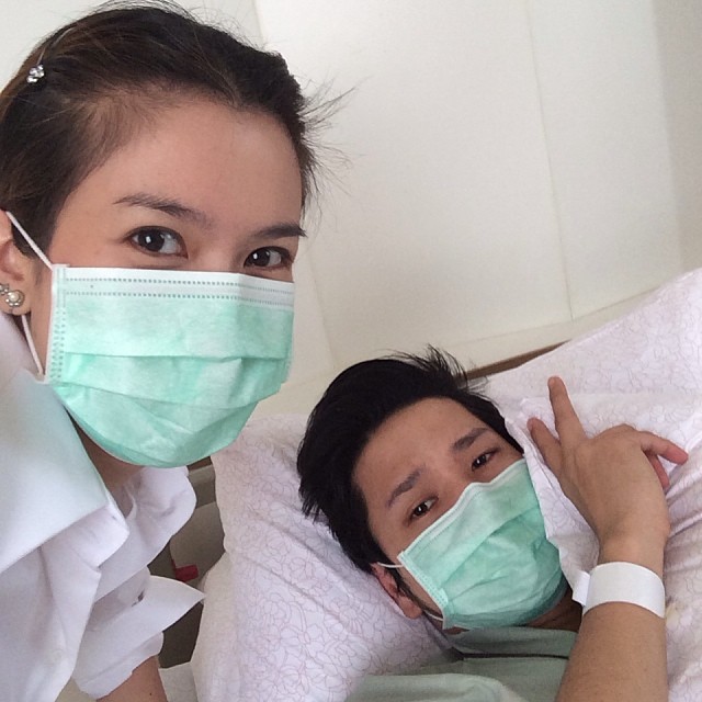 หวานอ่ะ ! โต๋ ป่วยเข้าโรงพยาบาล ไบรท์ เทคแคร์ไม่ห่างข้างเตียง