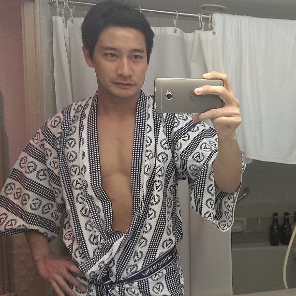 ป้อง ณวัฒน์ 