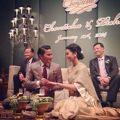 แอม ชลธิชา ทรัพย์ไพบูลย์เลิศ แต่งงานแฟนหนุ่ม ฉลองสมรสชื่นมื่น