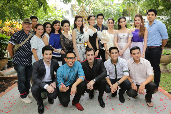 เรื่องย่อละคร กุหลาบเล่นไฟ