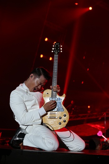 Slot Machine The First Contact