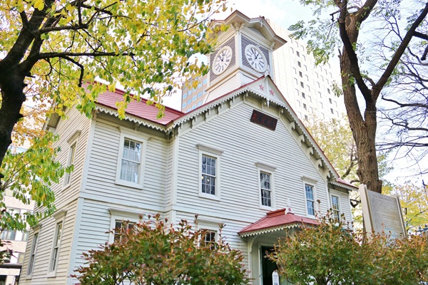หอนาฬิกาซัปโปโร (Sapporo Clock Tower)