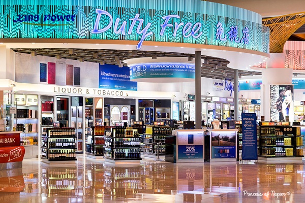 ซากุระบานกลางโตเกียว