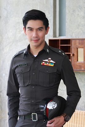 เรื่องย่อมาลีเริงระบำ
