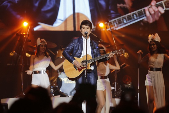 The Palace and Friend Restage Concert