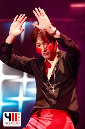 Jung Yong Hwa
