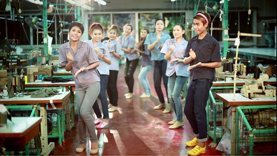 โบว์ดำ ลำซิ่ง อาร์สยาม MV เพลง ตอกให้น้องแหน่