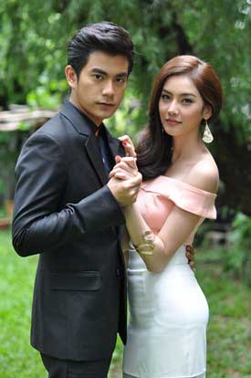 ฌอห์ณ มายด์ นำทีม บวงสรวงเปิดกล้อง นางบาป