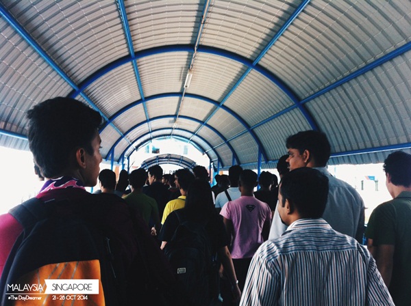 การเดินทางสู่มาเลเซียและสิงคโปร์