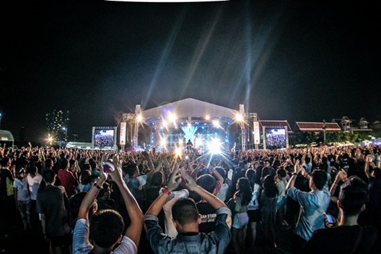 มัน หยด ติ๋ง 