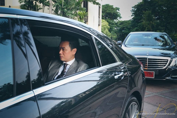 ช่างภาพงานแต่งชมพู่ น็อต แจงขบวนขันหมากเบนซ์ ไม่ได้ปิดถนน