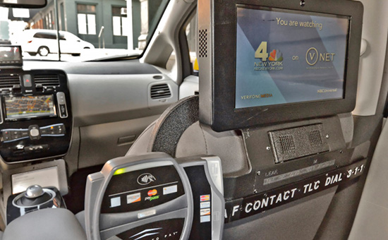 นิวยอร์คทดลองใช้รถพลังงานไฟฟ้า Nissan Leaf  เป็นแท็กซี่