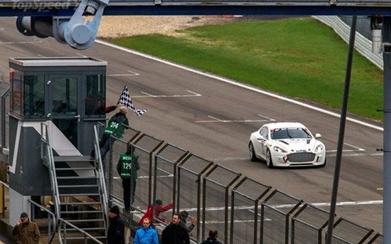 สปอร์ตหรูเพื่อโลกสวย Aston Martin Rapide S