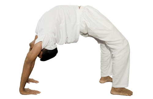 5 ท่าโยคะสุดหินเพื่อสุขภาพสำหรับหนุ่ม ๆ