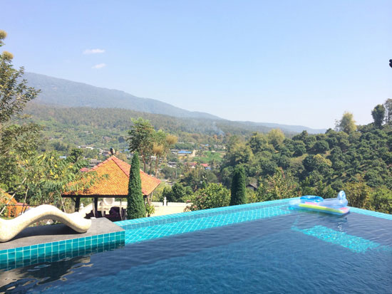 ที่นี่หมอชิต พาบุกบ้านหลังงามของ สมศักดิ์ ชลาชล ที่เชียงใหม่