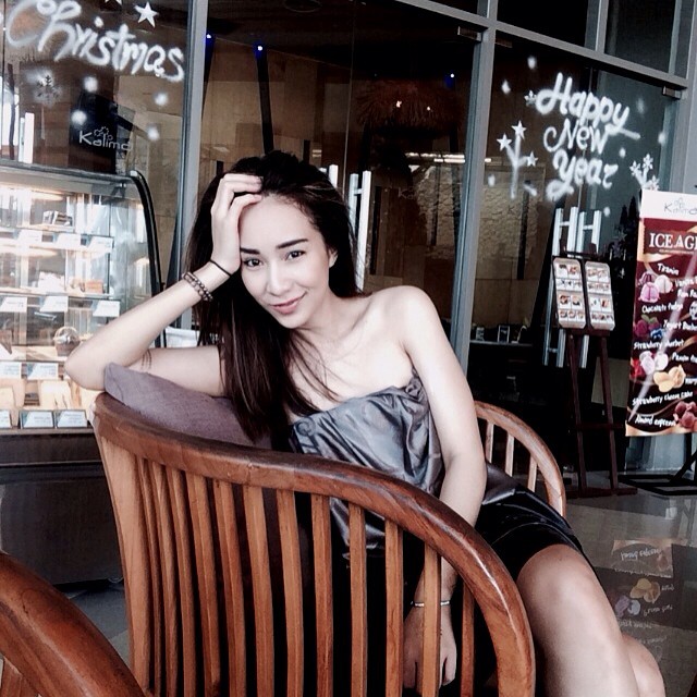 มิ้นท์ ณัฐวรา