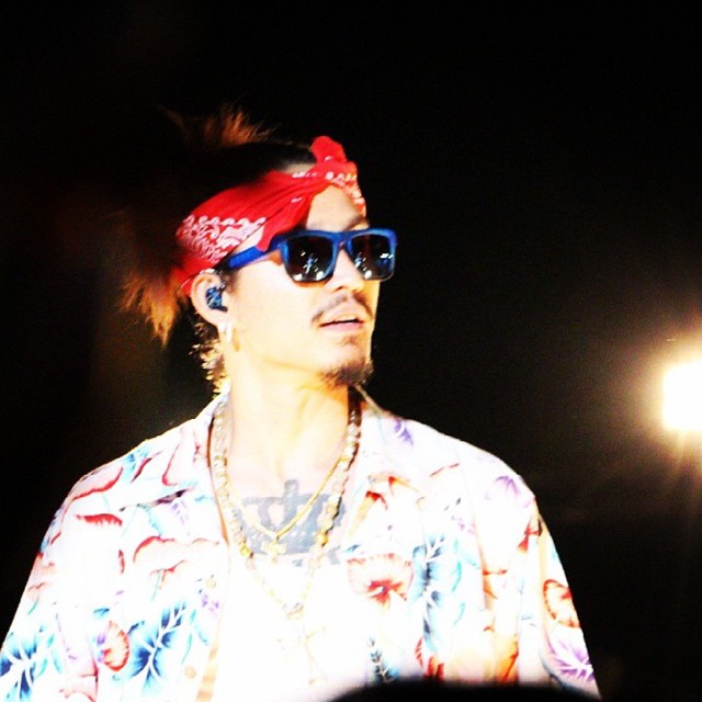 เดย์ ไทเทเนียม