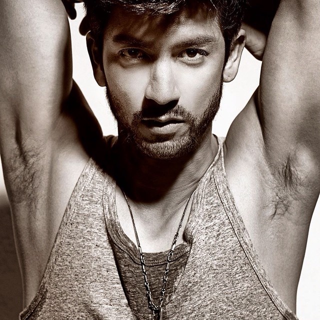 ติ๊ก เจษฎาภรณ์ 