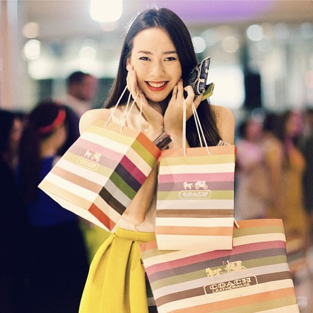 นุช นีรนาท 