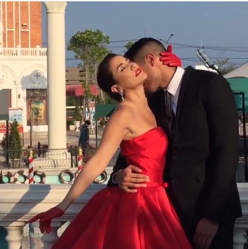 แองจี้ เฮสติ้ง พรีเวดดิ้ง