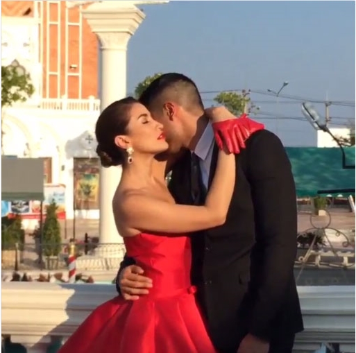 แองจี้ เฮสติ้ง พรีเวดดิ้ง