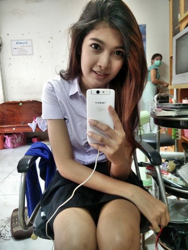 น้องม๊อบ