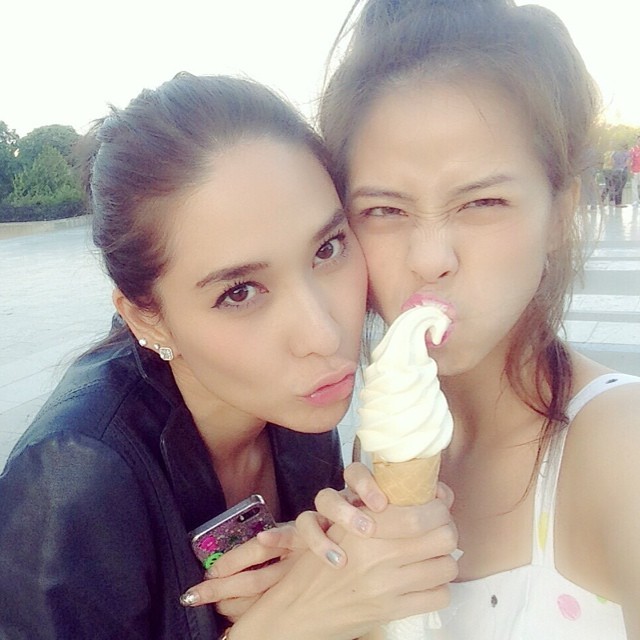 พลอย เฌอมาลย์