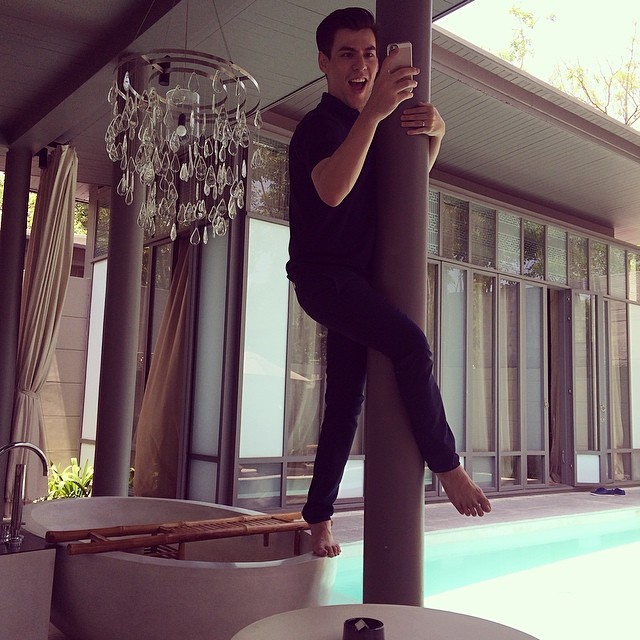 จอห์น วิญญู ควงภรรยาสาว แพร ชุติมา เที่ยวทะเล