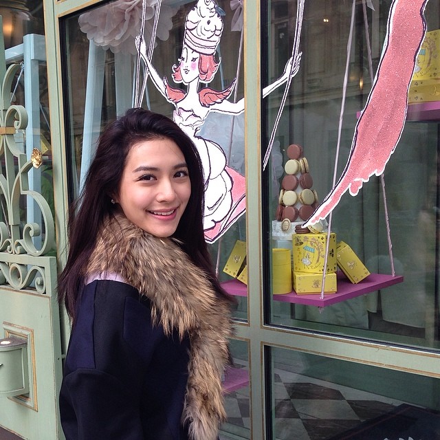 มิว นิษฐา เที่ยวสเปน ฝรั่งเศส กับครอบครัว