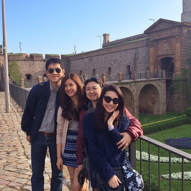 มิว นิษฐา เที่ยวสเปน ฝรั่งเศส กับครอบครัว