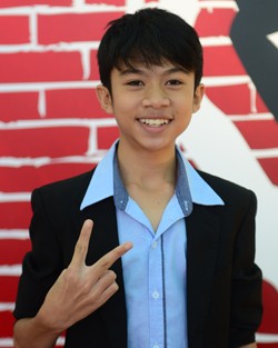 ออฟ อธิวัฒน์  ช้างน้อย