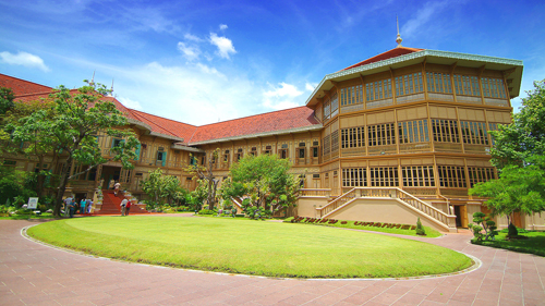 พิพิธภัณฑ์พระที่นั่งวิมานเมฆ