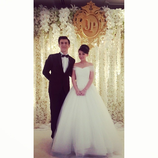 จอห์น วิญญู ฉลองแต่งงาน