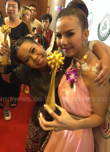 ตุ๊กกี้ ควง จ๊ะ อาร์สยาม สยบข่าวเกาเหลา