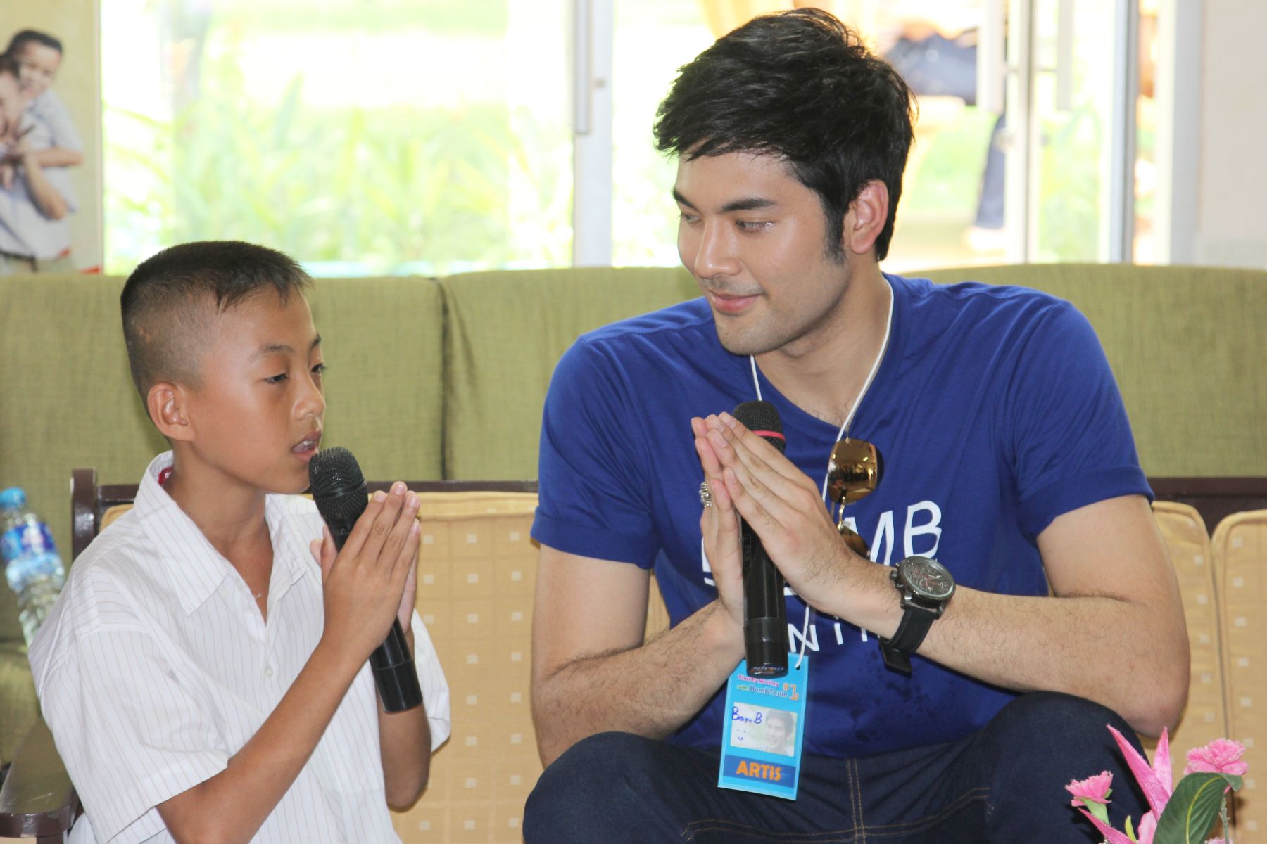 บอม ธนิน จัดมีตติ้งร่วมกับแฟนคลับ แฮปปี้กันถ้วนหน้า