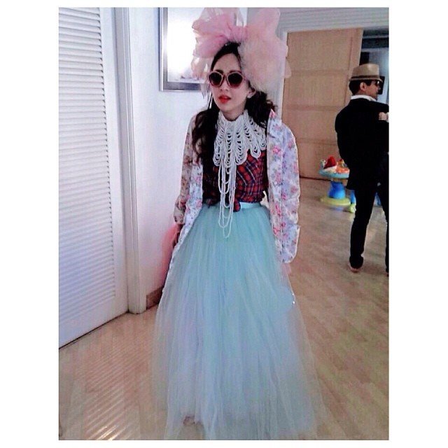 แก๊งคุณแม่ปาร์ตี้ เอ๋ เป้ย บี นิหน่า จับลูกน้อยสวมชุดซานต้า